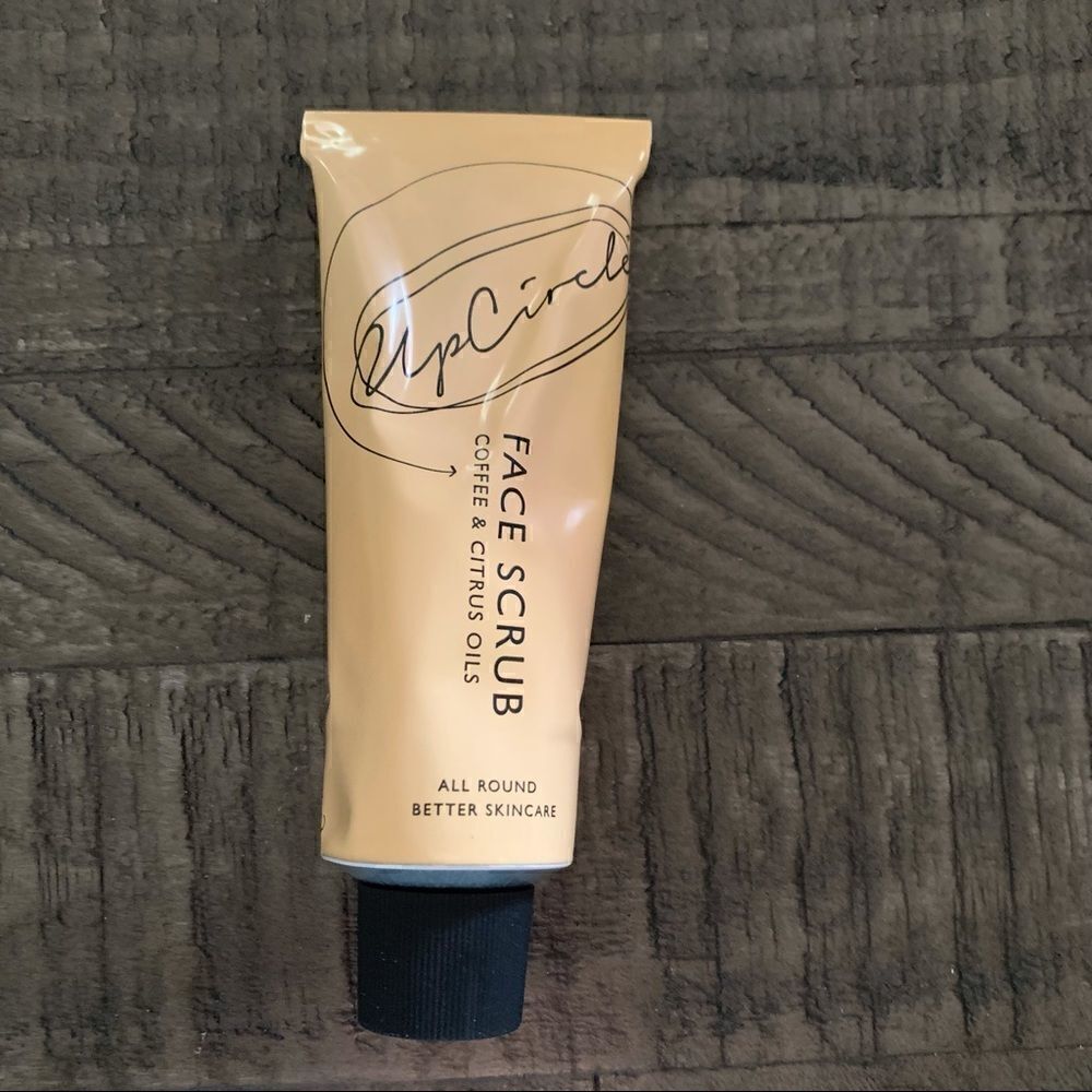 🌹Upcircle Coffee Ground face scrub - Picture 6 of 11